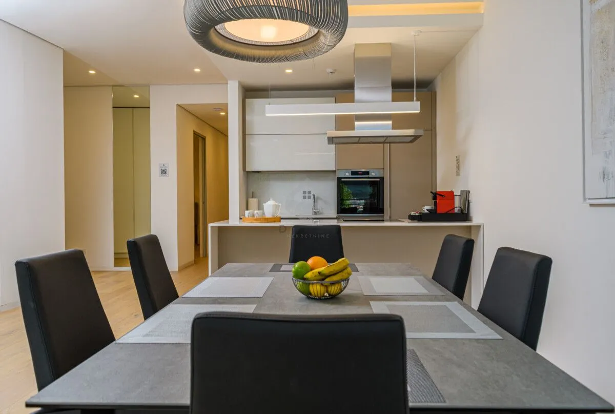 Sale, three bedroom apartment, 171m², Budva, Crna Gora