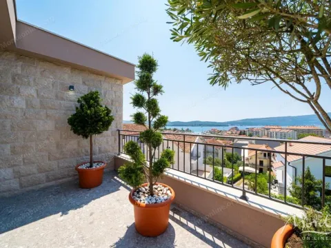 Prodaja, stan, 78m², Tivat, Crna Gora - image 15