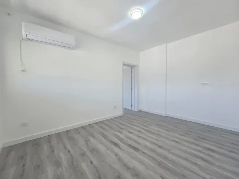 Sale, one bedroom apartment, 46m², Preko Morače, Podgorica - image 6