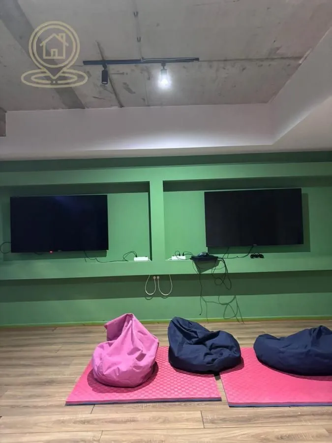 Izdavanje, poslovni prostor, 390m², Medijana, Niš