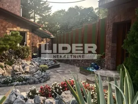 Prodaja, kuća, 830m², Senjak, Beograd - image 11