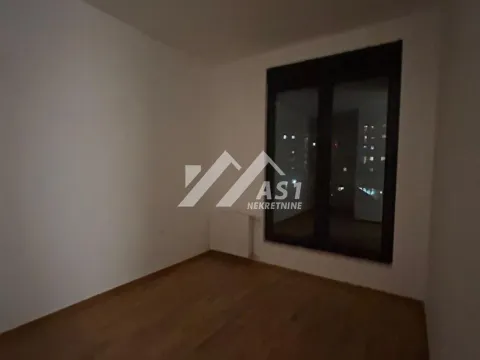 Izdavanje, četvorosoban stan, 102m², Bulevar Oslobodjenja, Novi Sad Sve Podlokacije - image 4