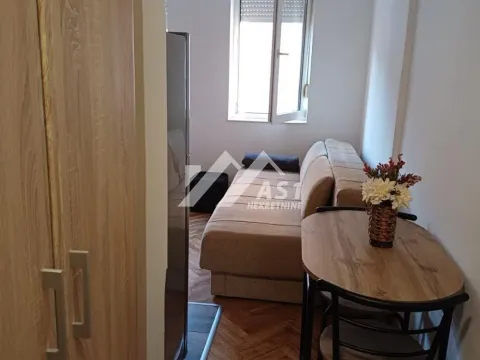 Rent, apartment, 20m², Rotkvarija, Novi Sad Sve Podlokacije - image 2