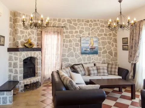 Prodaja, kuća, 235m², Kotor, Crna Gora - image 10