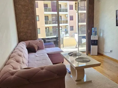 Sale, two bedroom apartment, 59m², Bečići, Budva - image 2