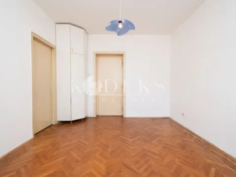 Prodaja, dvosoban stan, 76m², Centar, Podgorica - image 7