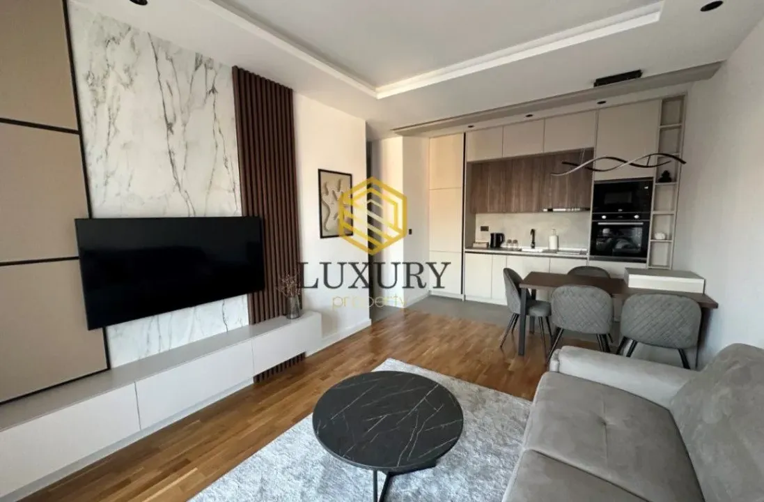 Izdavanje, jednosoban stan, 49m², City Kvart, Podgorica