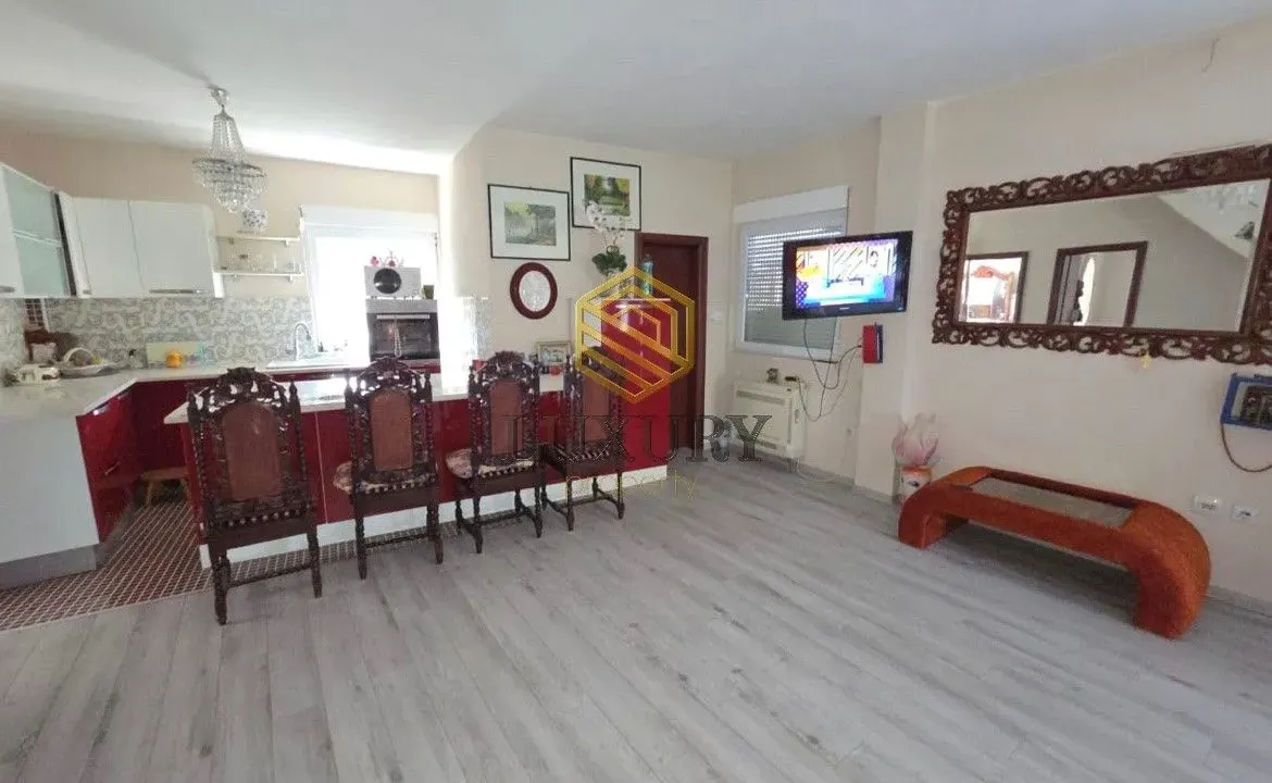 Sale, house, 297m², Zabjelo, Podgorica