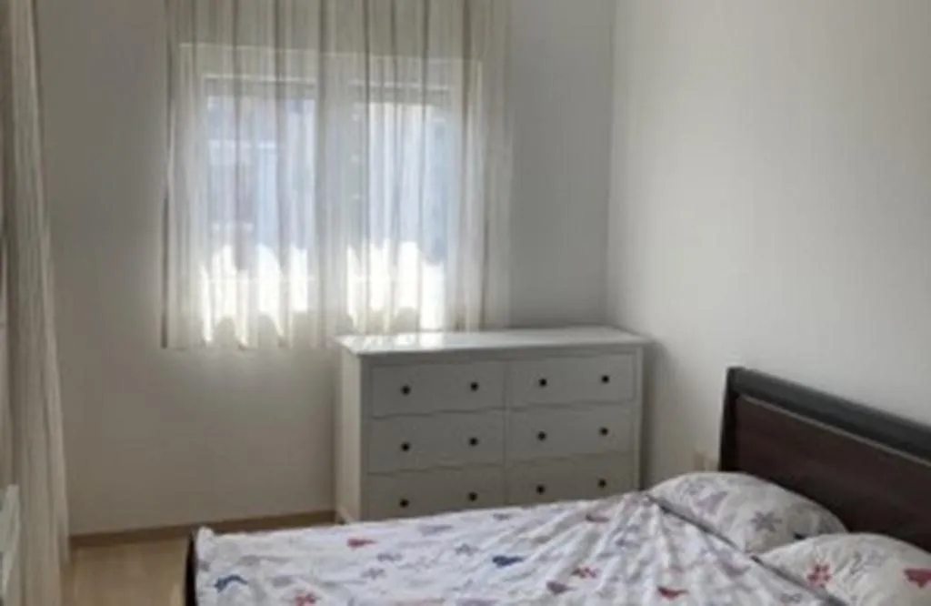 Izdavanje, dvosoban stan, 75m², City Kvart, Podgorica