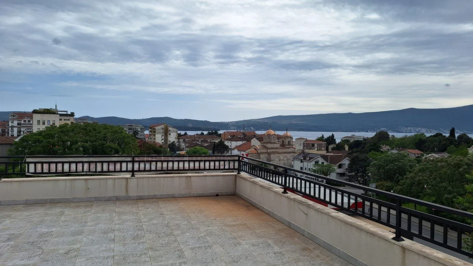 Sale, three bedroom apartment, 107m², Centar, Tivat