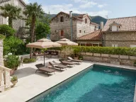 Prodaja, kuća, 381m², Kotor, Crna Gora - image 17