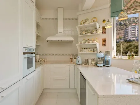 Prodaja, trosoban stan, 150m², Budva, Crna Gora - image 38