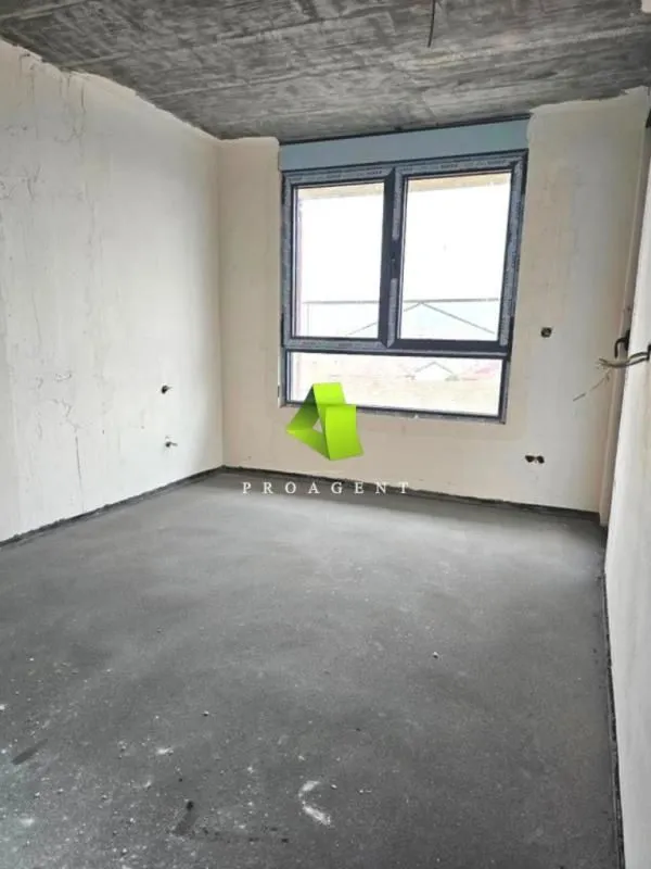 Prodaja, dvosoban stan, 72m², Pantelej, Niš