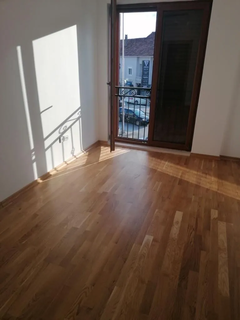 Prodaja, trosoban stan, 69m², Tivat, Crna Gora