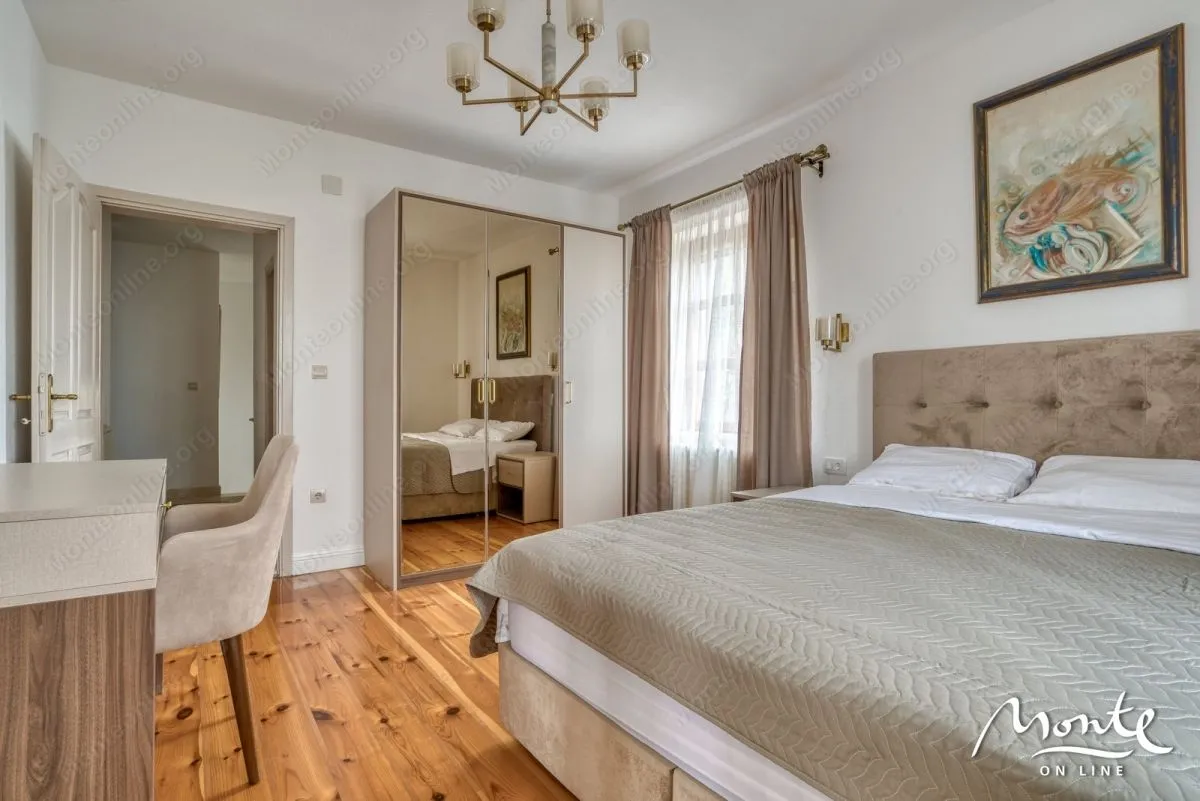 Sale, house, 480m², Reževići, Budva