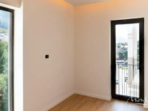 Prodaja, dvosoban stan, 88m², Porto Montenegro, Tivat - image 12