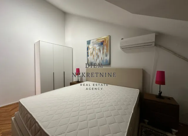 Rent, apartment, 280m², Gorica C, Podgorica