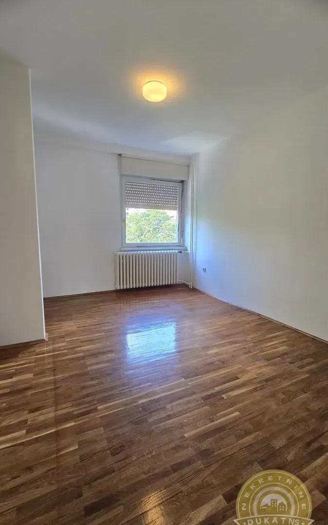 Izdavanje, dvosoban stan, 66m², Banatić, Novi Sad Sve Podlokacije