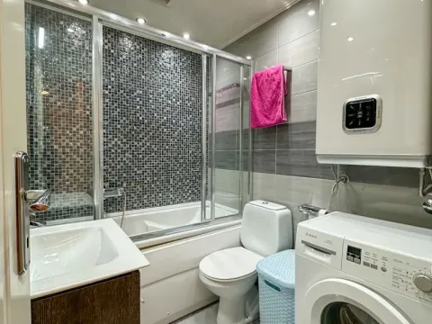 Rent, two bedroom apartment, 85m², Preko Morače, Podgorica - image 11