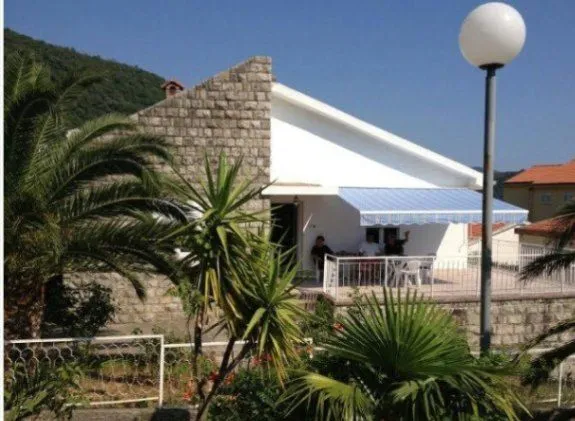Sale, house, 210m², Petrovac, Budva