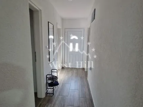 Sale, house, 270m², Bar, Crna Gora - image 11