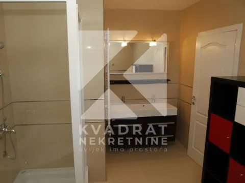 Rent, house, 250m², Donji Kokoti, Podgorica - image 11