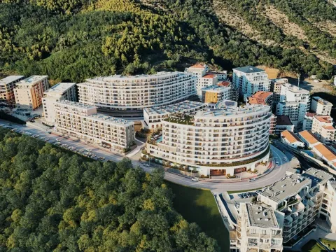 Sale, studio apartment, 44m², Bečići, Budva - image 3