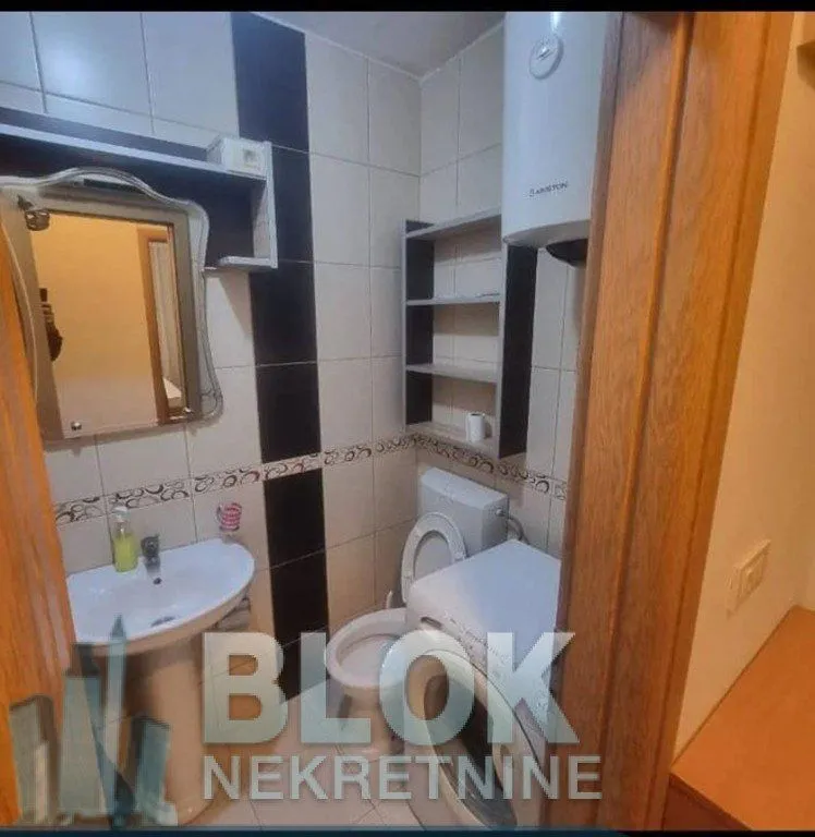 Izdavanje, jednosoban stan, 44m², Preko Morače, Podgorica