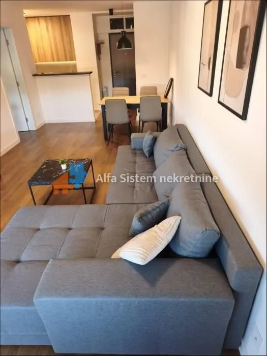 Rent, three bedroom apartment, 72m², Zemun Cara Dušana, Zemun Sve Podlokacije