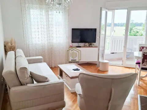 Rent, one bedroom apartment, 50m², Stari Aerodrom, Podgorica - image 1