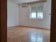 Izdavanje, dvosoban stan, 60m², Stari Aerodrom, Podgorica - image 10