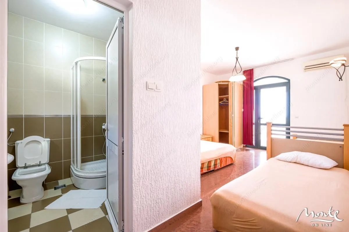 Sale, house, 560m², Petrovac, Budva