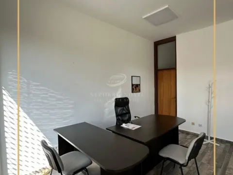 Rent, office space, 22m², Autokomanda, Voždovac Sve Podlokacije - image 5