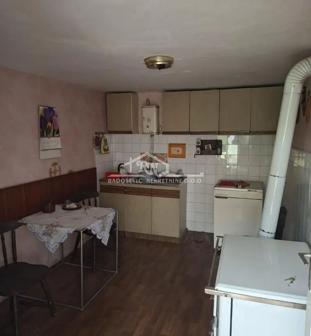Sale, house, 76m², Čukarica, Beograd
