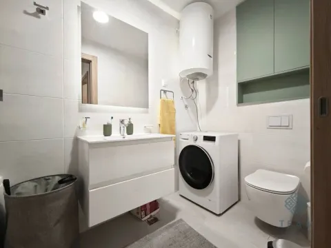 Izdavanje, dvosoban stan, 74m², Master Kvart, Podgorica - image 9