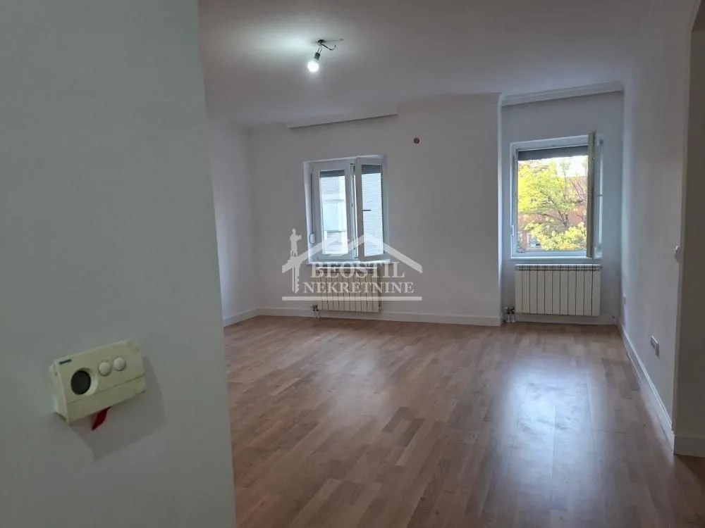 Prodaja, četvorosoban stan, 90m², Tašmajdan, Palilula Sve Podlokacije