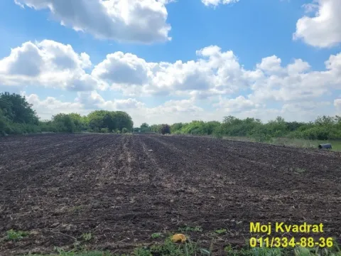 Izdavanje, zemljište, 57m2, Surčin, Beograd Izdavanje, zemljište, 57m2, Surčin, Beograd