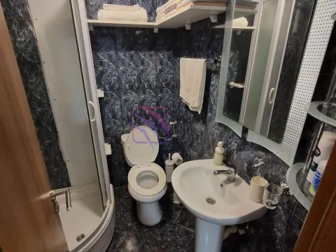 Izdavanje, dvosoban stan, 56m², City Kvart, Podgorica - image 4