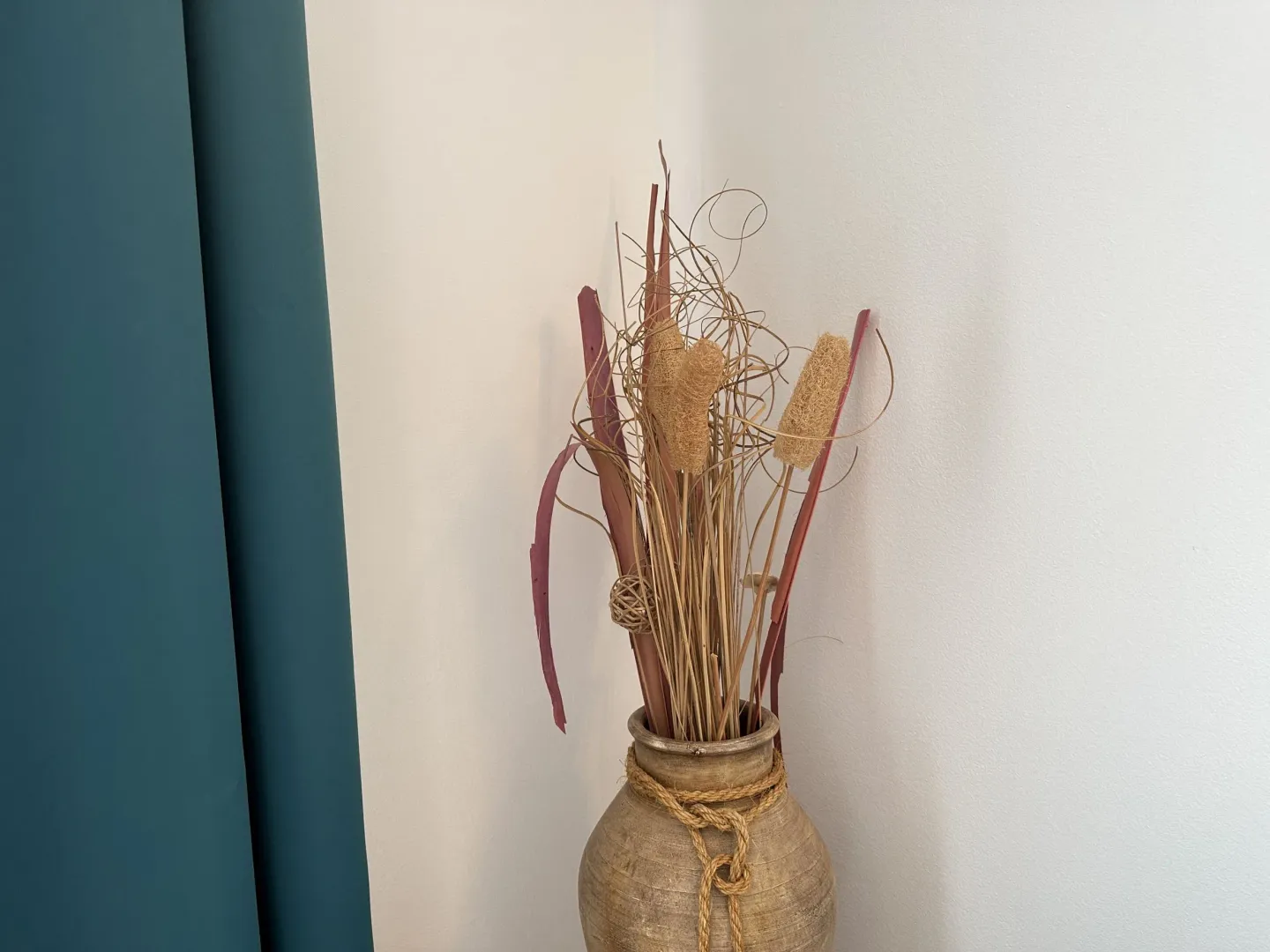 Izdavanje, dvosoban stan, 47m², Bečići, Budva