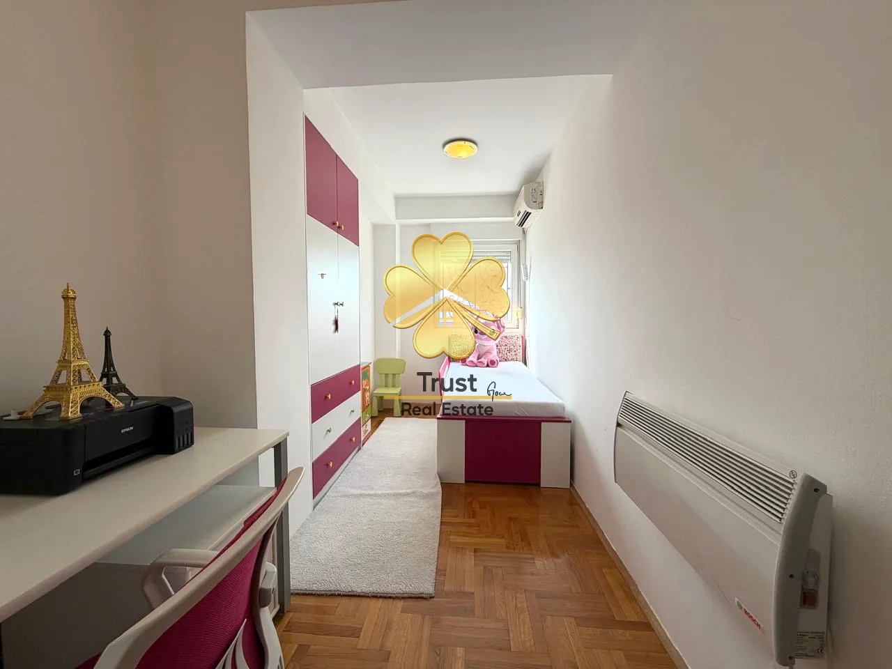 Rent, three bedroom apartment, 100m², City Kvart, Podgorica