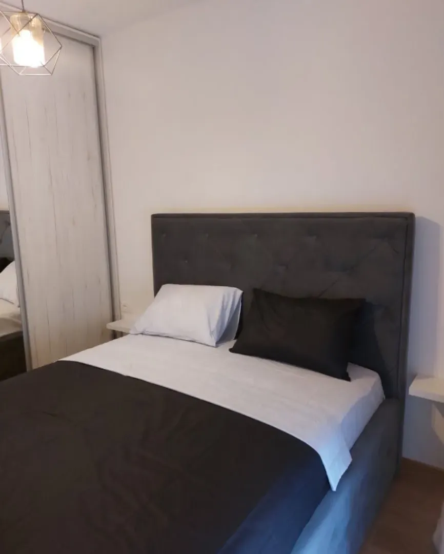 Izdavanje, jednosoban stan, 48m², New City, Podgorica