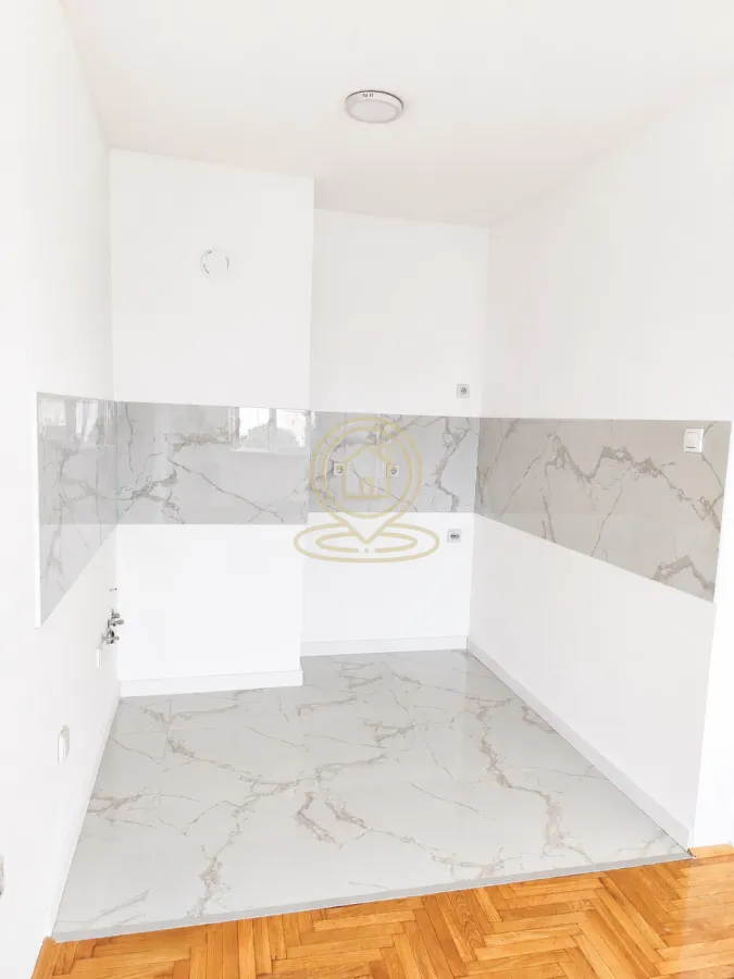 Prodaja, dvosoban stan, 45m², Detelinara, Novi Sad Sve Podlokacije