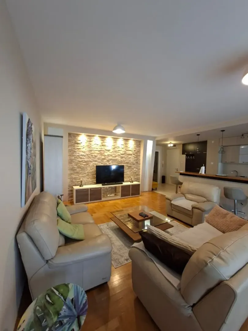 Rent, two bedroom apartment, 110m², Preko Morače, Podgorica