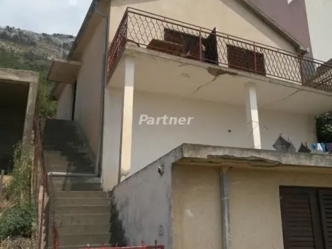 Sale, house, 108m², Šušanj, Bar