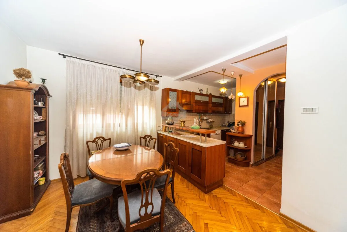 Rent, three bedroom apartment, 90m², Centar, Podgorica