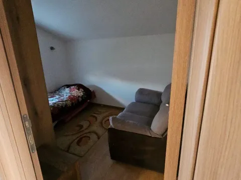 Izdavanje, jednosoban stan, 49m², Stari Aerodrom, Podgorica - image 10