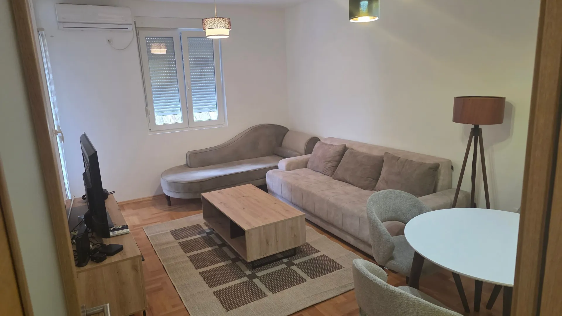 Rent, two bedroom apartment, 72m², Dubovica, Budva