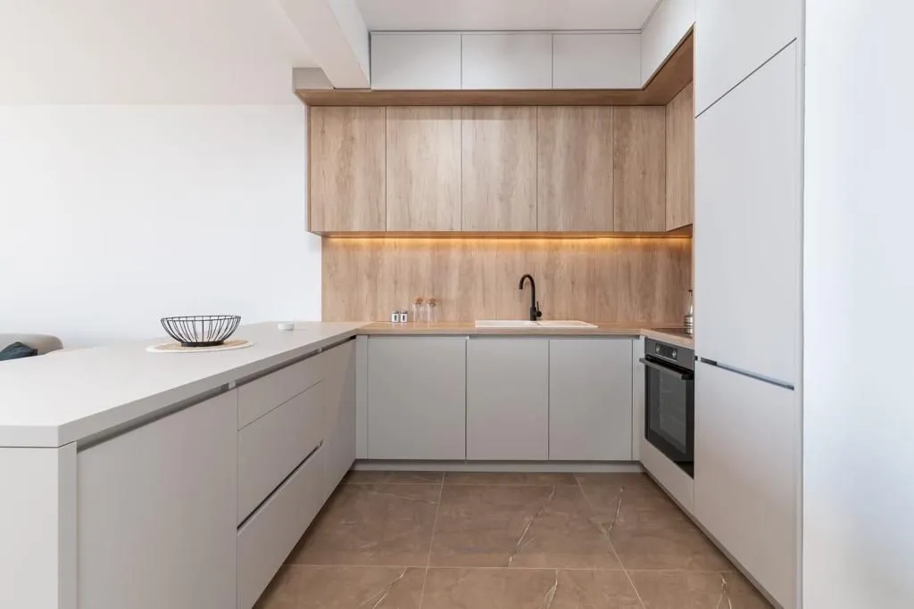 Sale, two bedroom apartment, 67m², Sveti Stefan, Budva