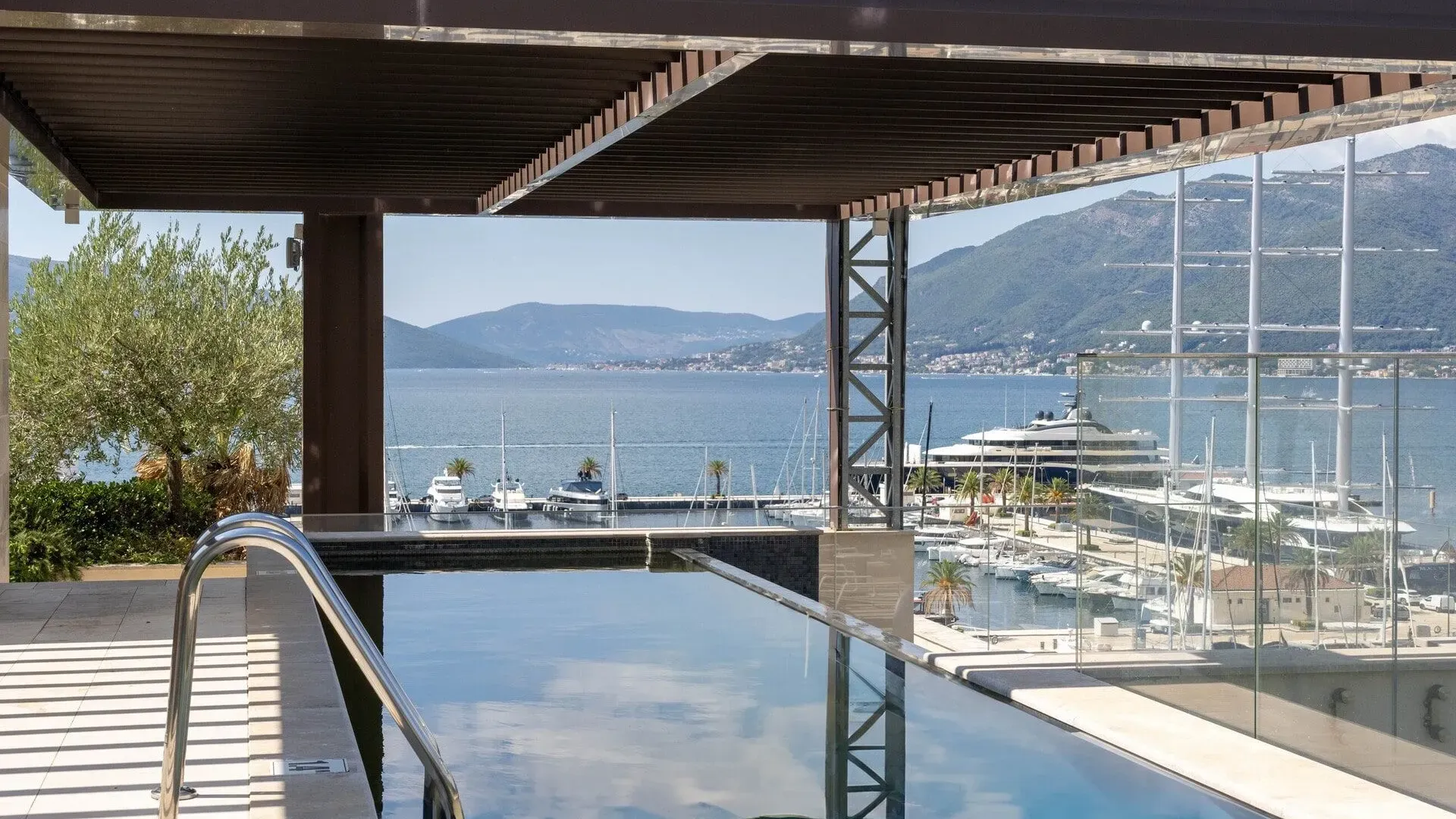 Prodaja, trosoban stan, 498m², Porto Montenegro, Tivat