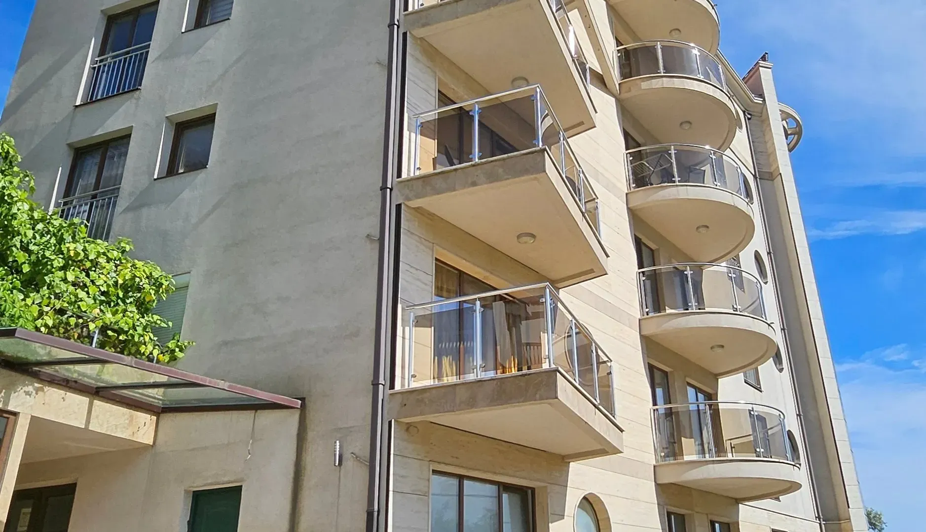Izdavanje, jednosoban stan, 43m², Boreti, Budva